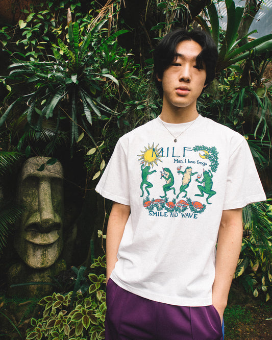 Shiraz MILF Tshirt - Whte